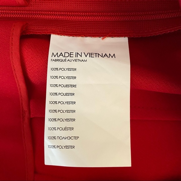 NWT Club Monaco Cecilia Shorts - red, size 0 - Picture 6 of 10